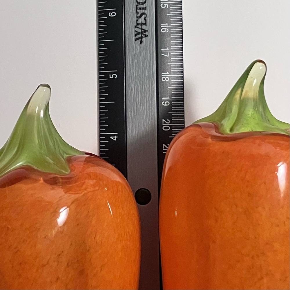 MURANO, VENICE Hand Blown Glass / 2 ORANGE BELL PEPPERS / Rare S. Puccini Label! - Picture 10 of 11